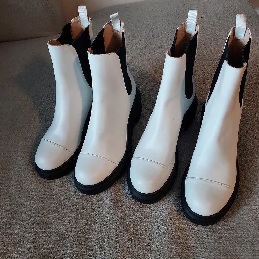 Stuart Weitzman Leather Norah Ivory Chelsea Leather Platform Boots